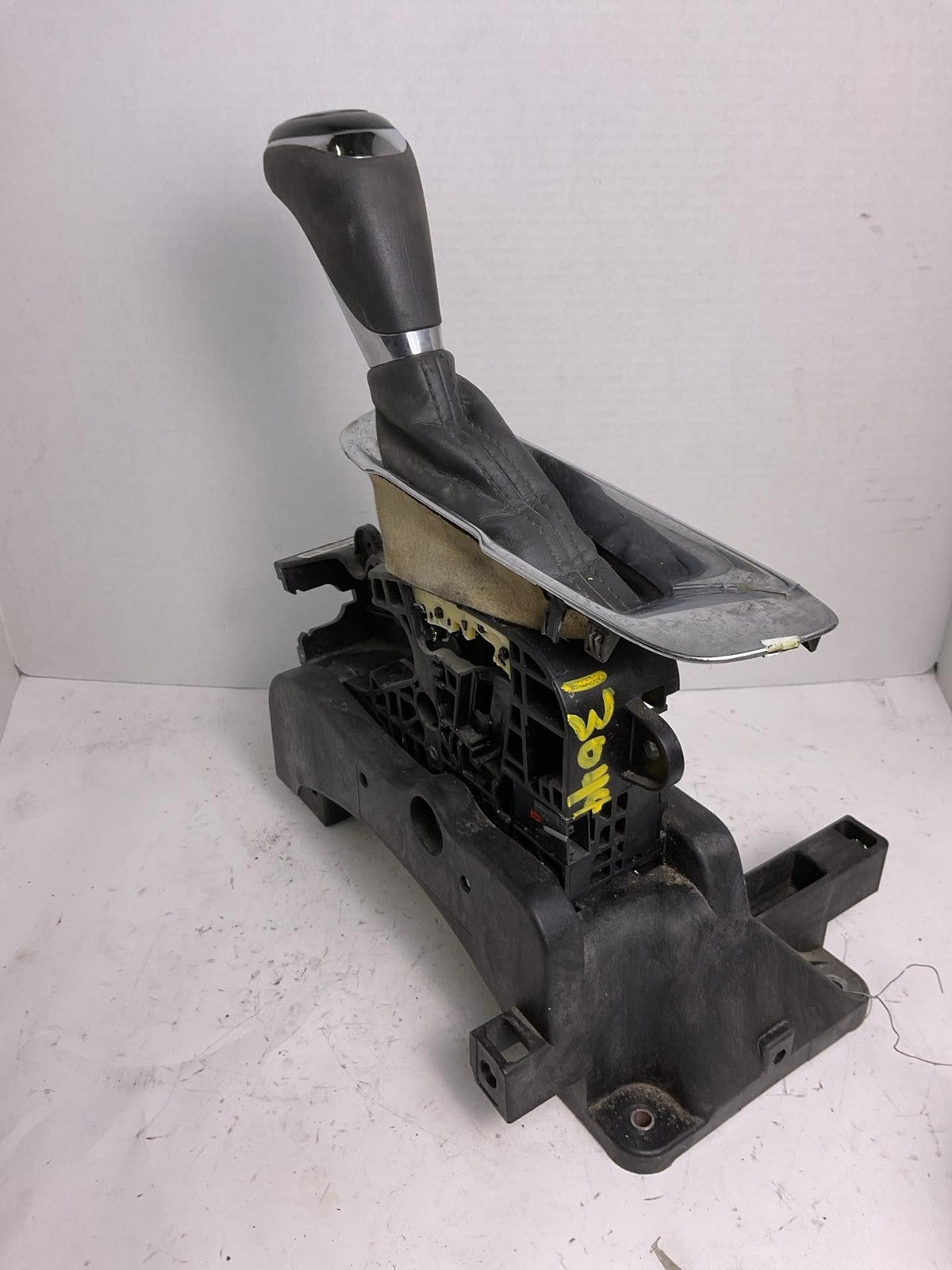 Floor Shifter CHEVY MALIBU 16 17 180